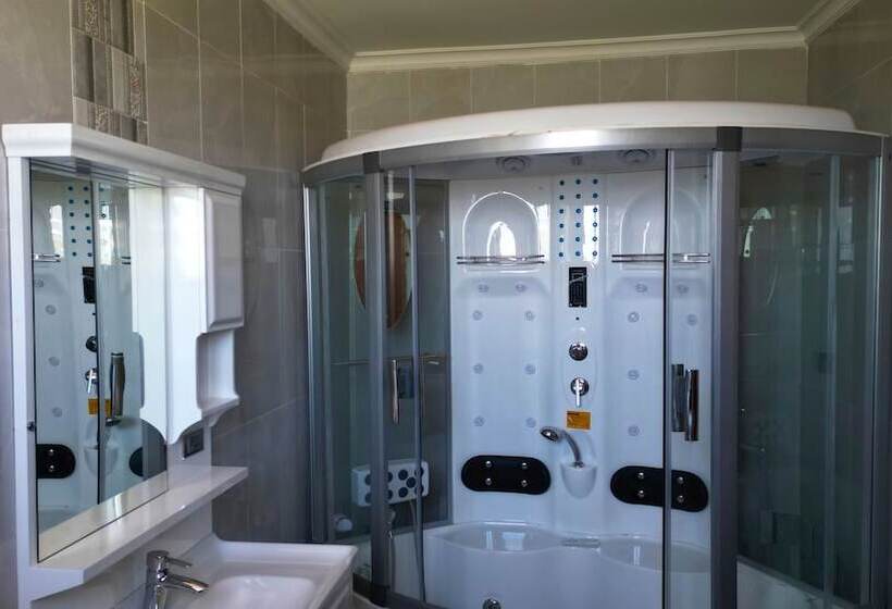 هتل Lynson Africa Resort