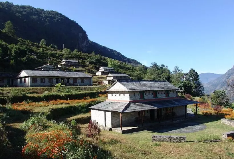 هتل Mountain Lodges Of Nepal   Majhgaon