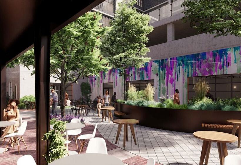 فندق Moxy St. Petersburg Downtown