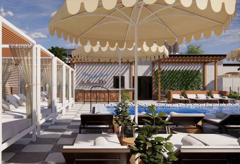 فندق Moxy St. Petersburg Downtown