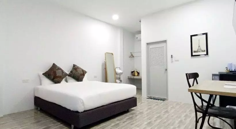 Hotelli Phattalung Meridian