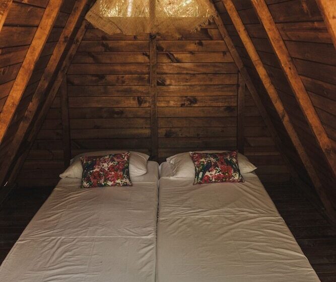 Szálloda Tigrillo Rio Claroby Loscoloresecoparque