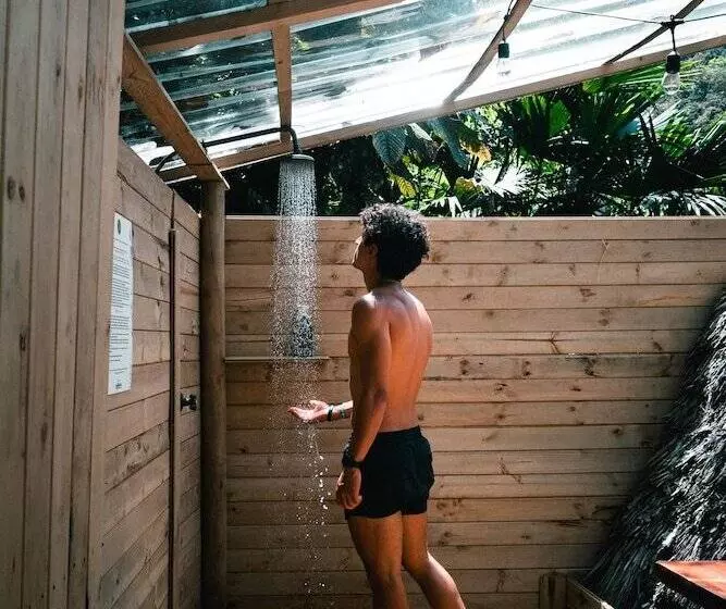 ホテル Tigrillo Rio Claroby Loscoloresecoparque