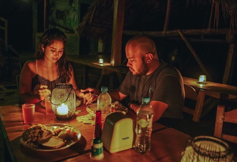 Szálloda Tigrillo Rio Claroby Loscoloresecoparque