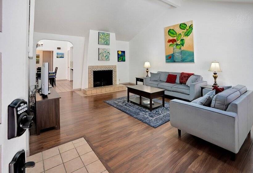 Secluded 3 Bdr Home Steps To Beach