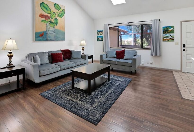 Secluded 3 Bdr Home Steps To Beach