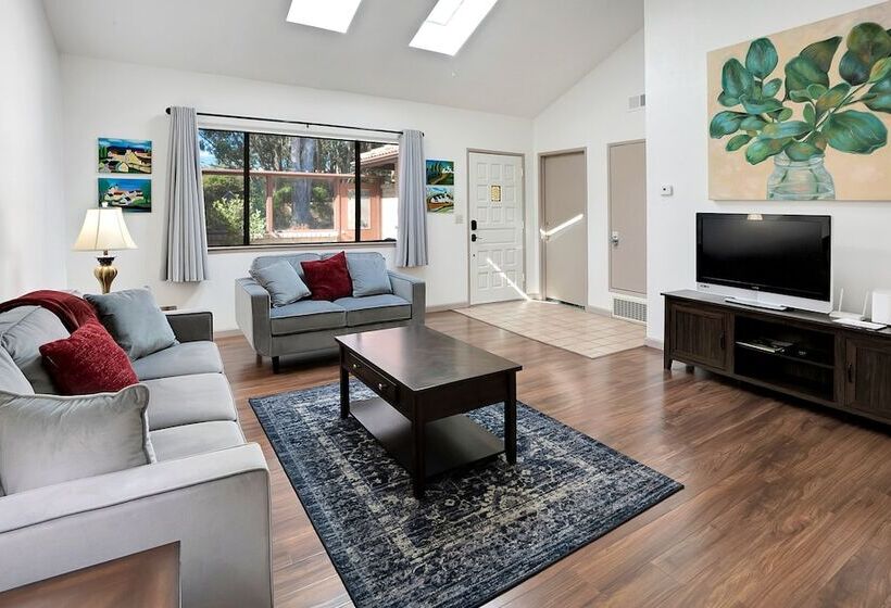 Secluded 3 Bdr Home Steps To Beach