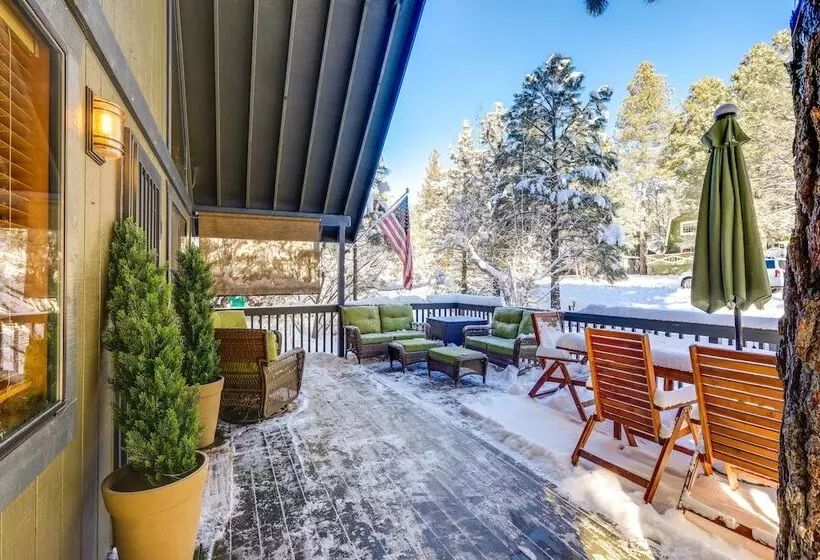 Munds Park Cabin W/ Deck & Fire Pit: Walk To Trail