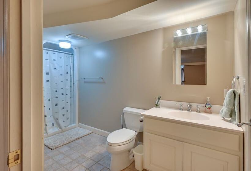 Monterey Home W/ Hot Tub, Pool & Game Room!