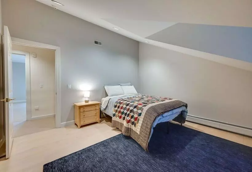 Monterey Home W/ Hot Tub, Pool & Game Room!