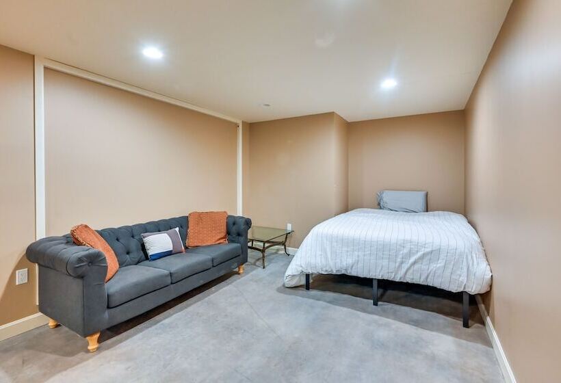 Monterey Home W/ Hot Tub, Pool & Game Room!