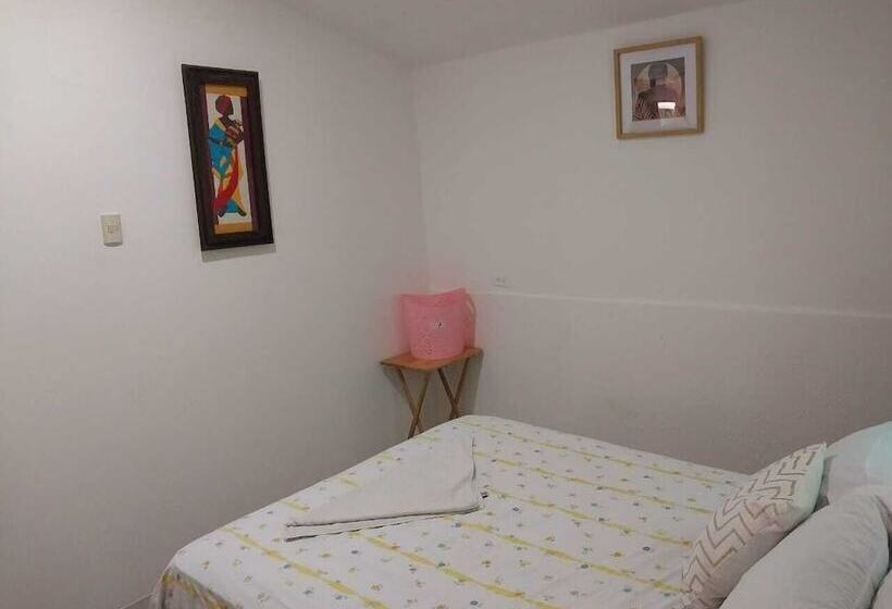 بنسيون Casa Mathias