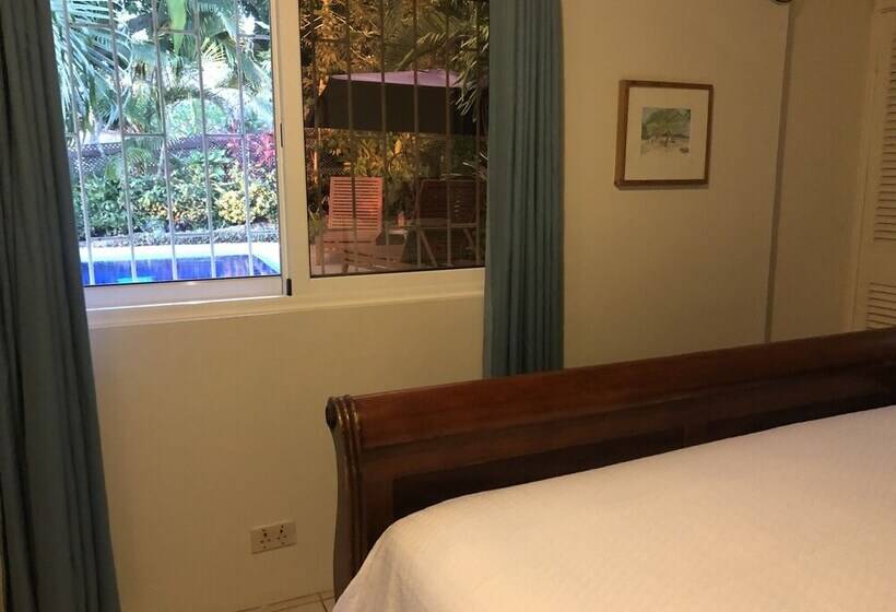 پانسیون Limetree Villa