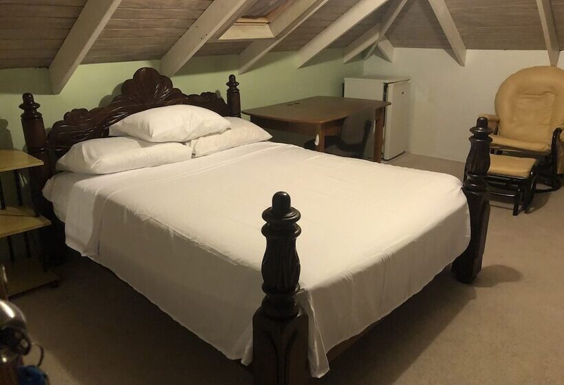 پانسیون Limetree Villa