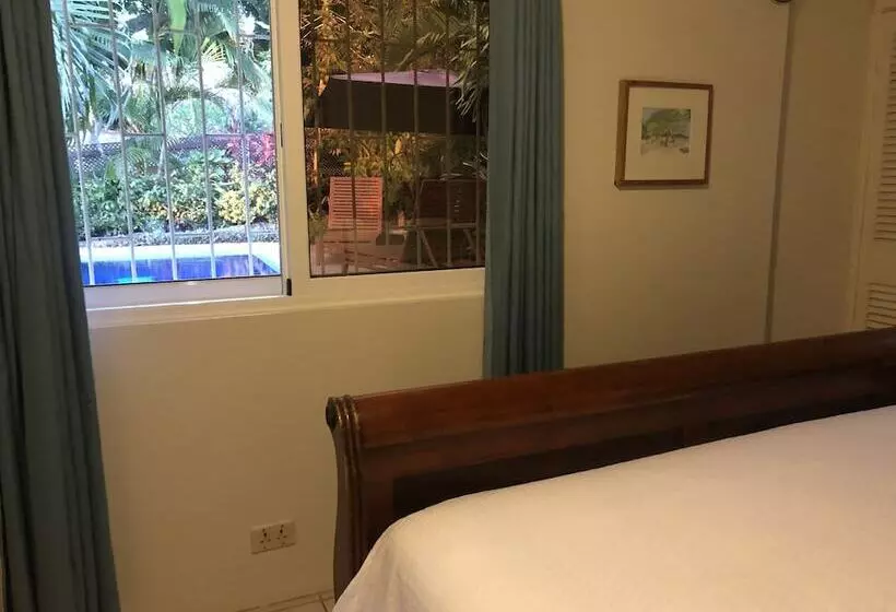 پانسیون Limetree Villa