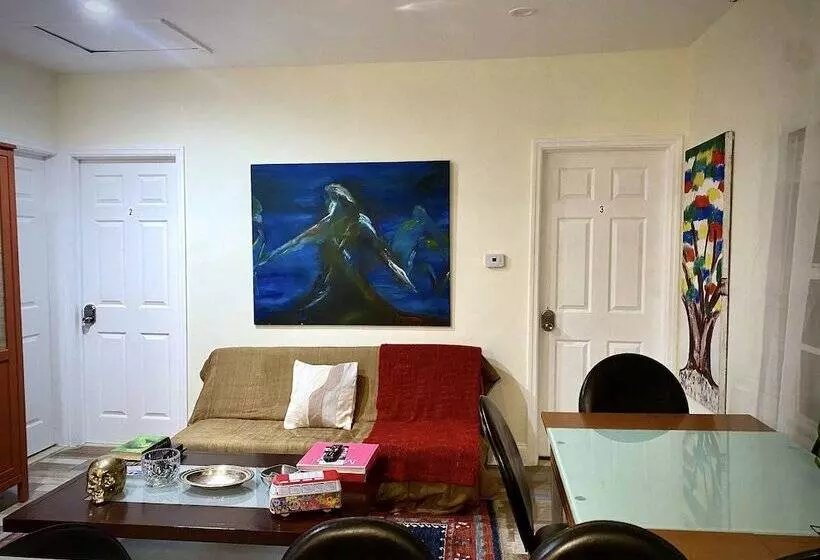 پانسیون Miami Vacations 3 Bedrooms With Parking