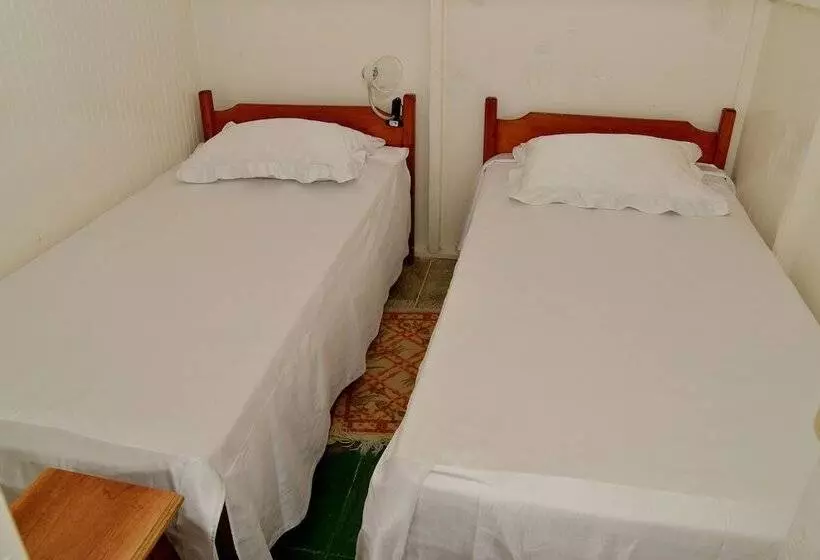 پانسیون Cholson Chalets Limited