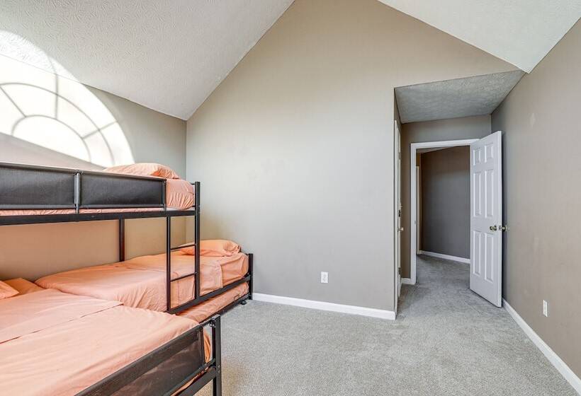 Pet Friendly Georgia Escape W/ Deck, Grill & Yard!