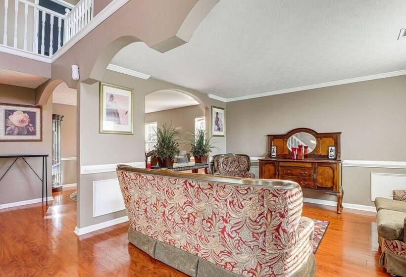 Pet Friendly Georgia Escape W/ Deck, Grill & Yard!