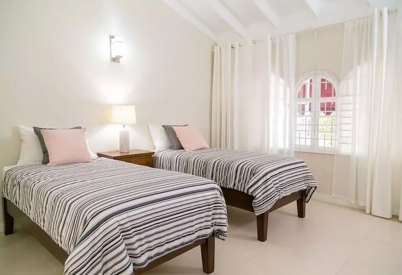 اقامتگاه Cityscape Living At Surbiton