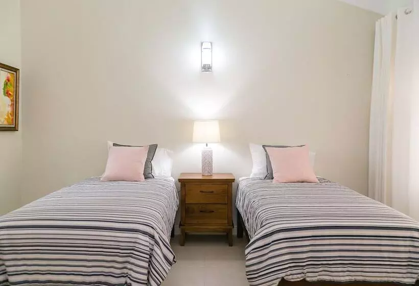 اقامتگاه Cityscape Living At Surbiton