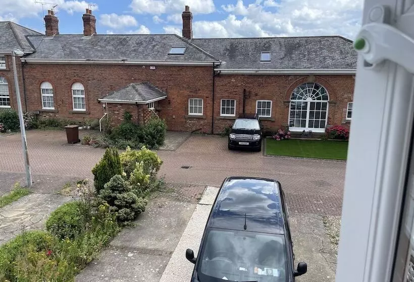 Residenssi Stunning 2 Bed Home In Yorkshire