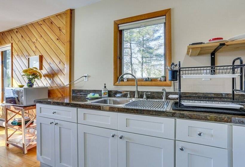 Rock Hill Home W/ Fire Pit On Wanaksink Lake!