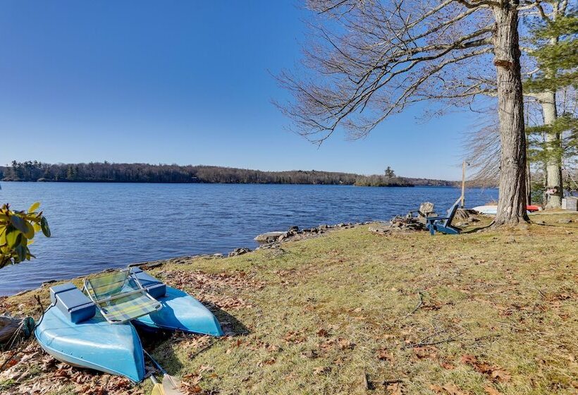 Rock Hill Home W/ Fire Pit On Wanaksink Lake!