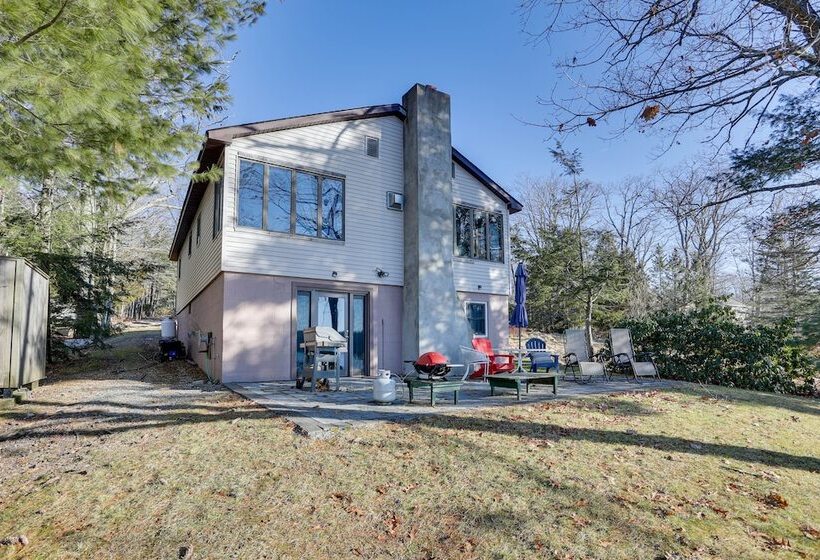 Rock Hill Home W/ Fire Pit On Wanaksink Lake!