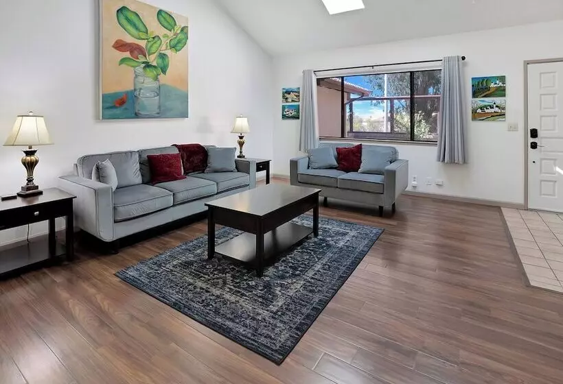 Secluded 3 Bdr Home Steps To Beach