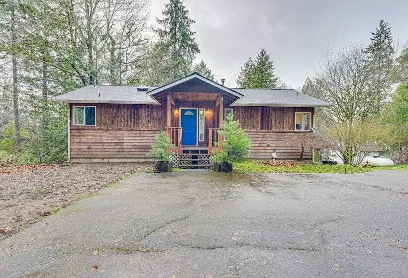 Serene Shelton Home   Puget Sound Access!