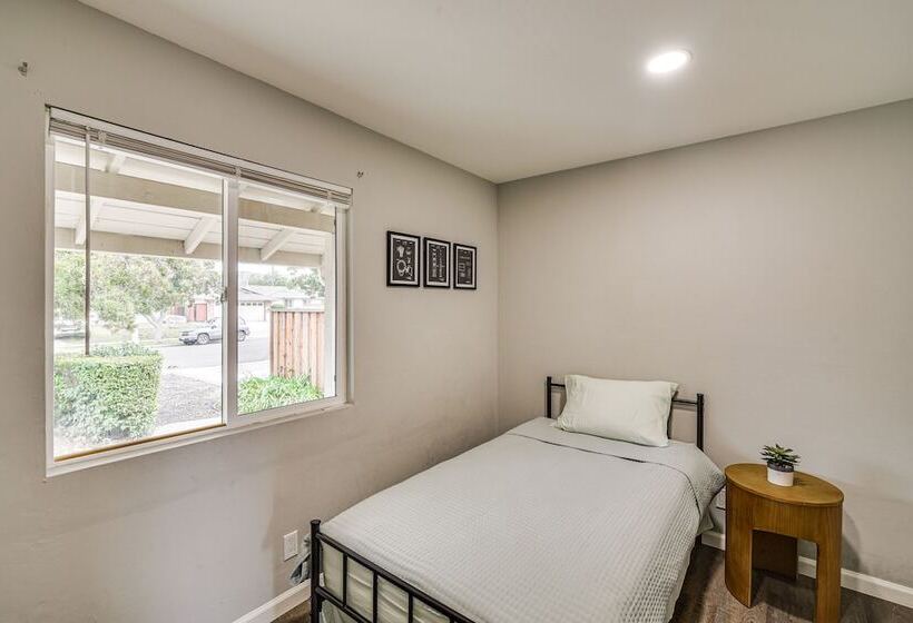 Stylish San Jose Retreat   7 Mi To Downtown