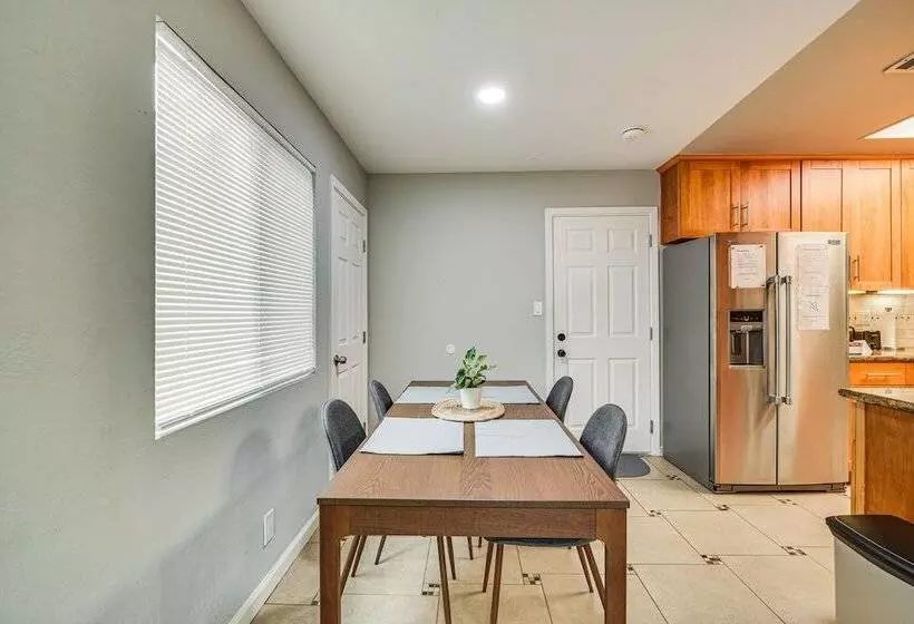 Stylish San Jose Retreat   7 Mi To Downtown
