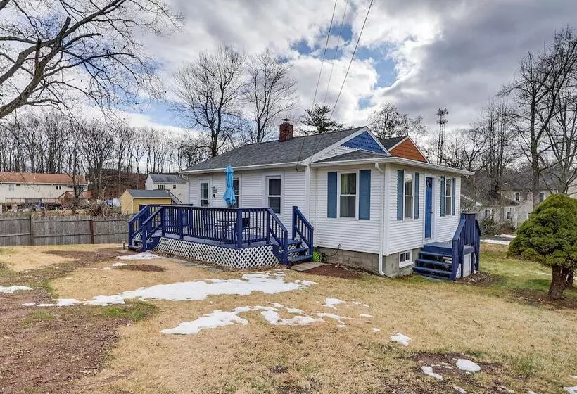 Wolcott Home W/ Deck: Near Connecticut Attractions