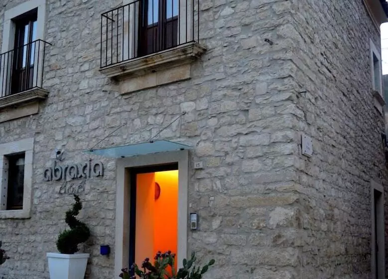 Abraxia B&b