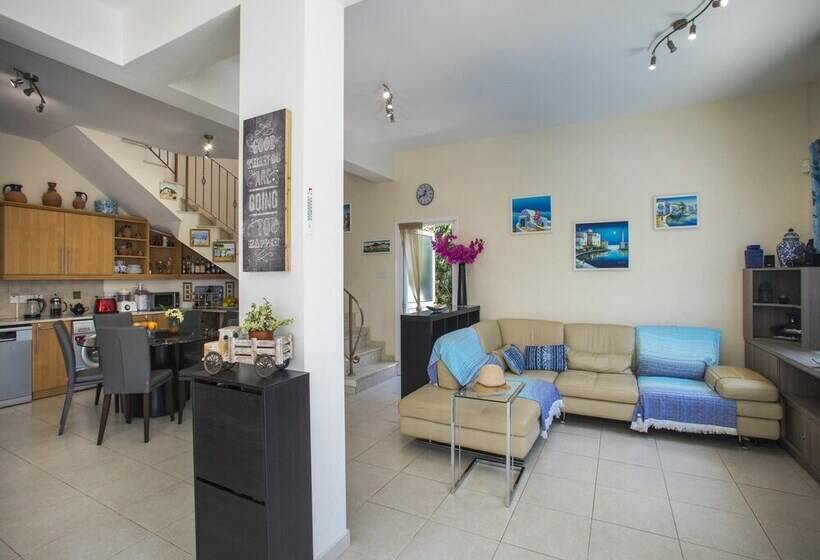 Villa Atlantis In Ayia Napa