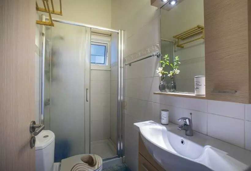 Villa Atlantis In Ayia Napa