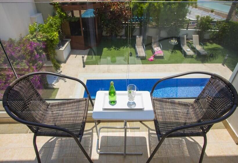 Villa Atlantis In Ayia Napa