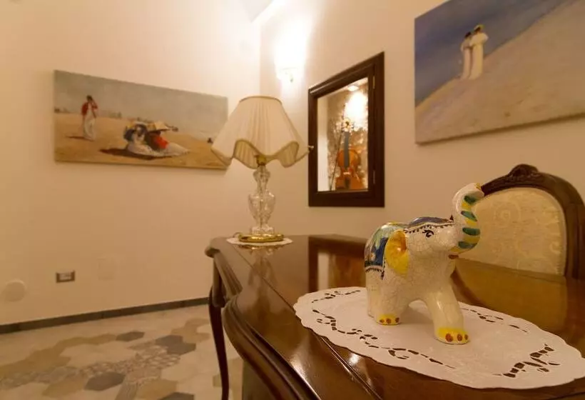 تختخواب و صبحانه Palazzo Tasca Guest House & Luxury Suite
