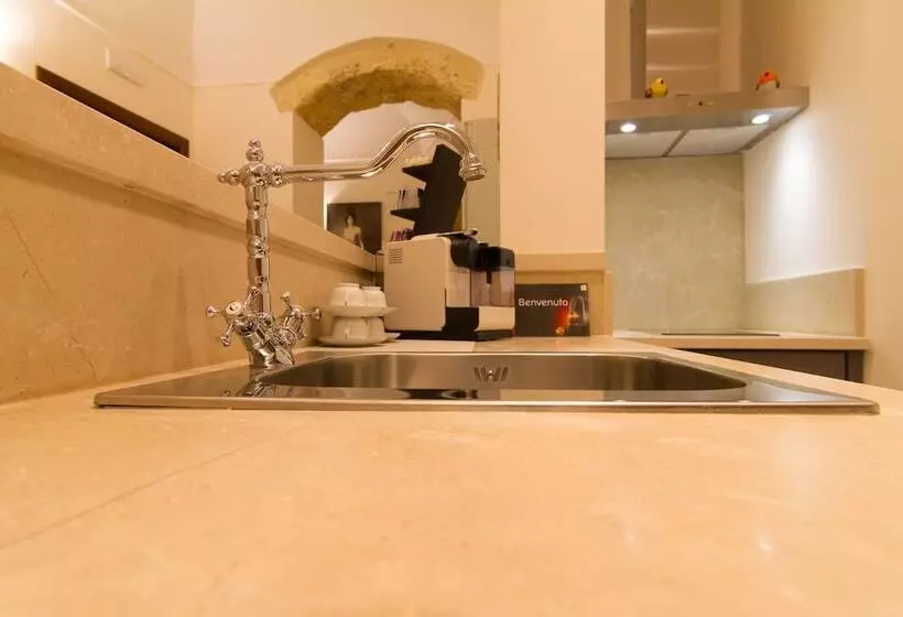تختخواب و صبحانه Palazzo Tasca Guest House & Luxury Suite