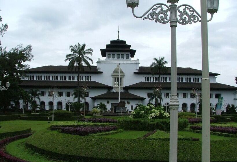 De Reiz Villa Ethnic Syariah