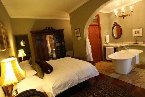 בית מלון כפרי Flycatcher Castle