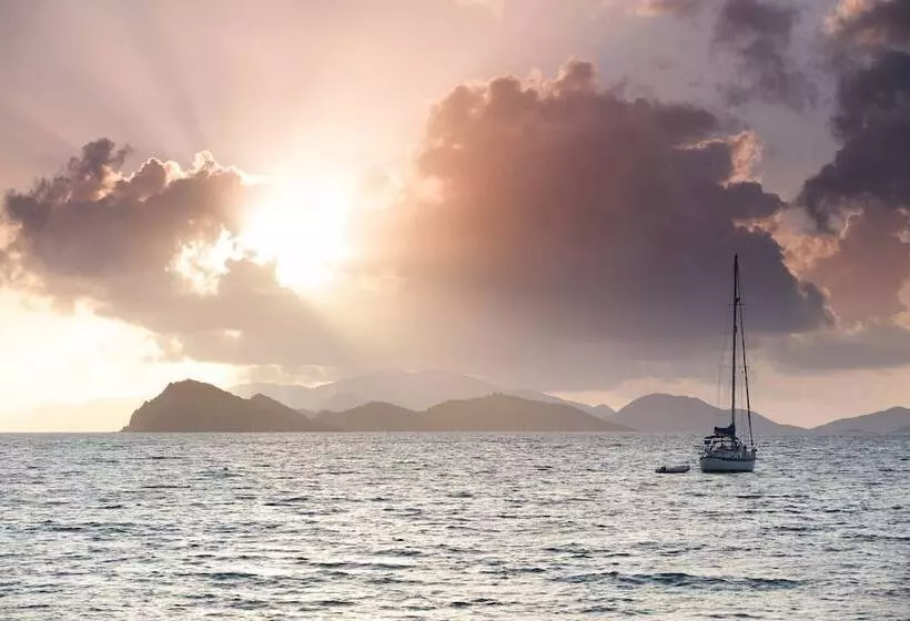 هتل Margaritaville Vacation Club   St Thomas