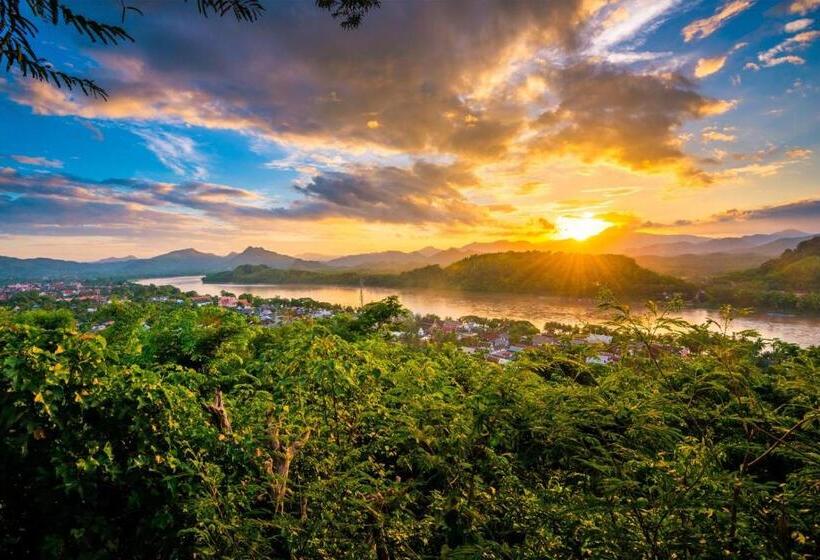 هتل Moon S House Luangprabang