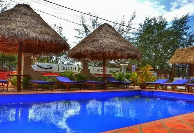 هتل Otres Lodge