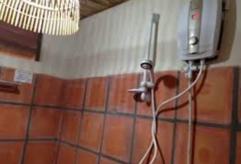 בית מלון כפרי Otres Lodge