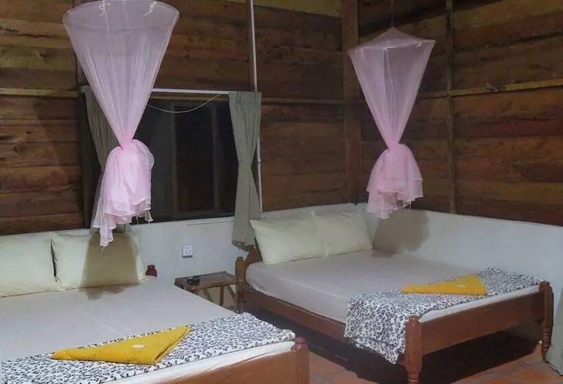 هتل Otres Lodge