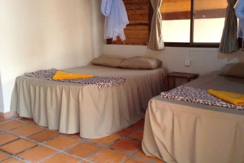 בית מלון כפרי Otres Lodge