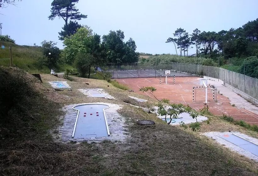 Hotelli Parque De Campismo Orbitur Angeiras
