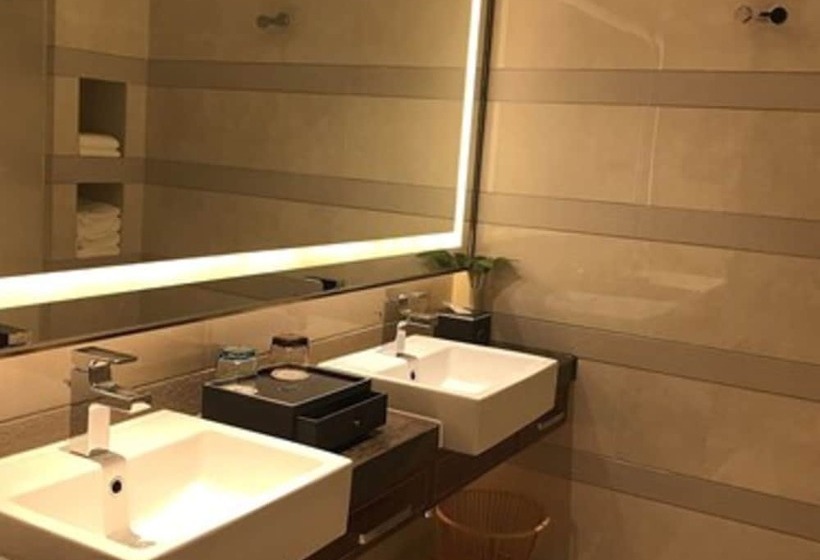 Golden Eagle Summit Hotel Yancheng